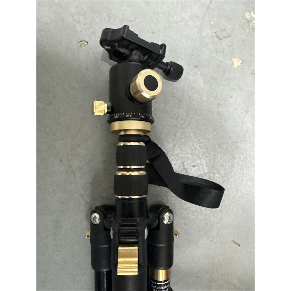 Viciall VS-01 professional tripod for iPhone or camera